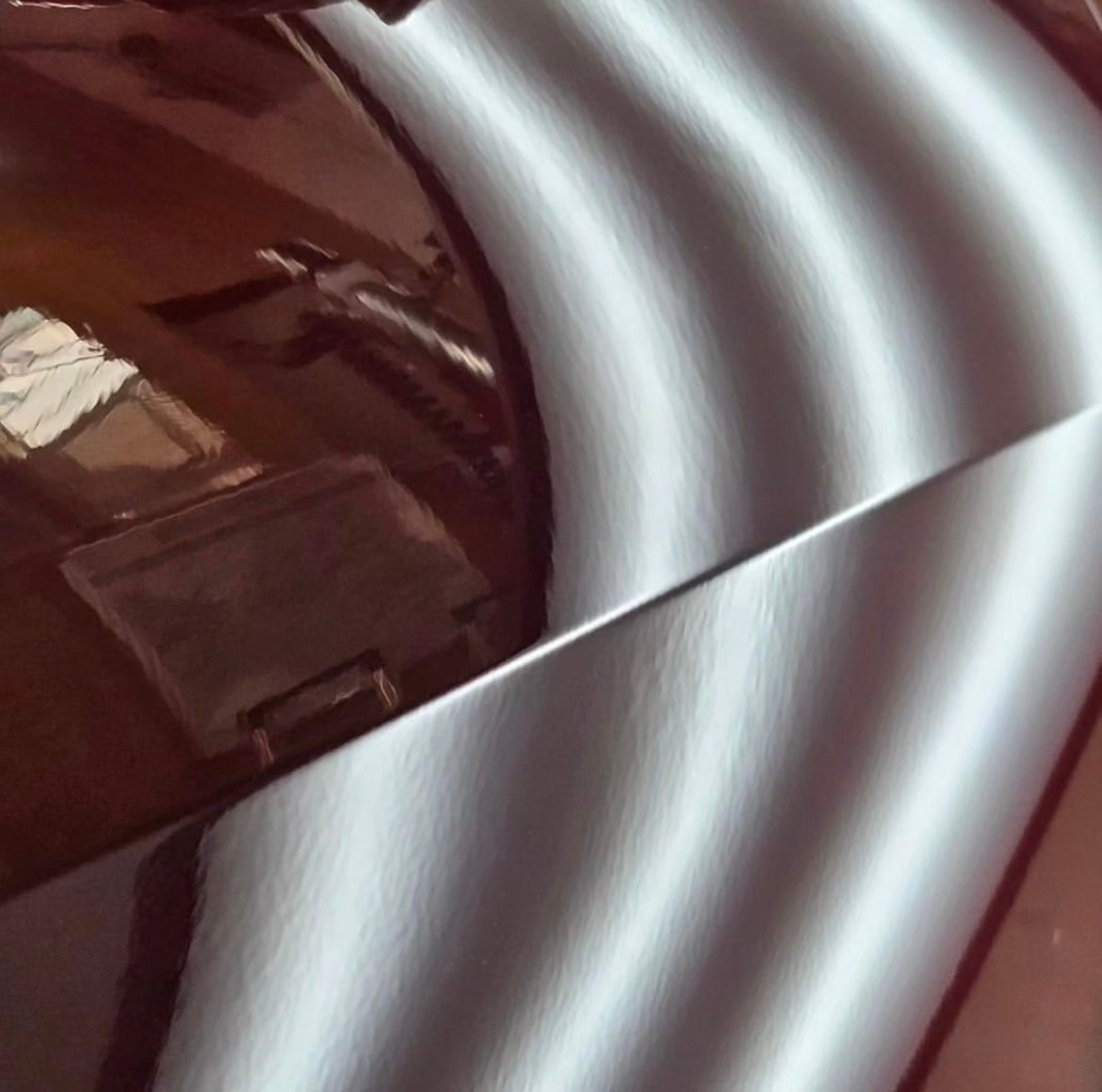 Ausbeultechnik ohne Lackierung – Delle im Blech